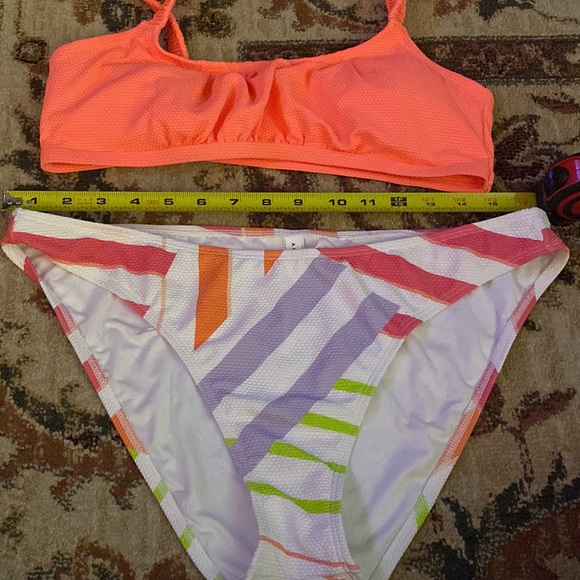 Aeropostale Bikini Top and Bottom - Picture 7 of 9